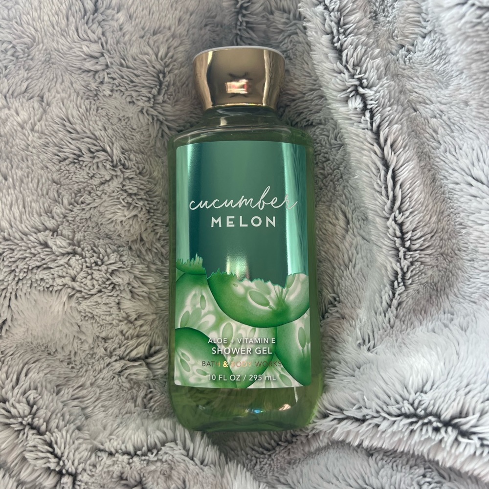 Bath & Body Works Cucumber Melon BUNDLE Lotion and Shower Gel - Picture 5 of 6